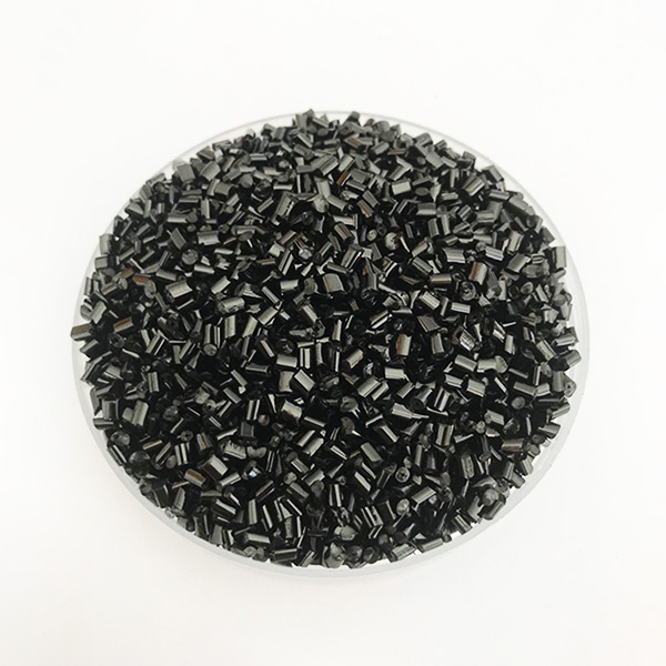 免喷涂钢琴黑色母